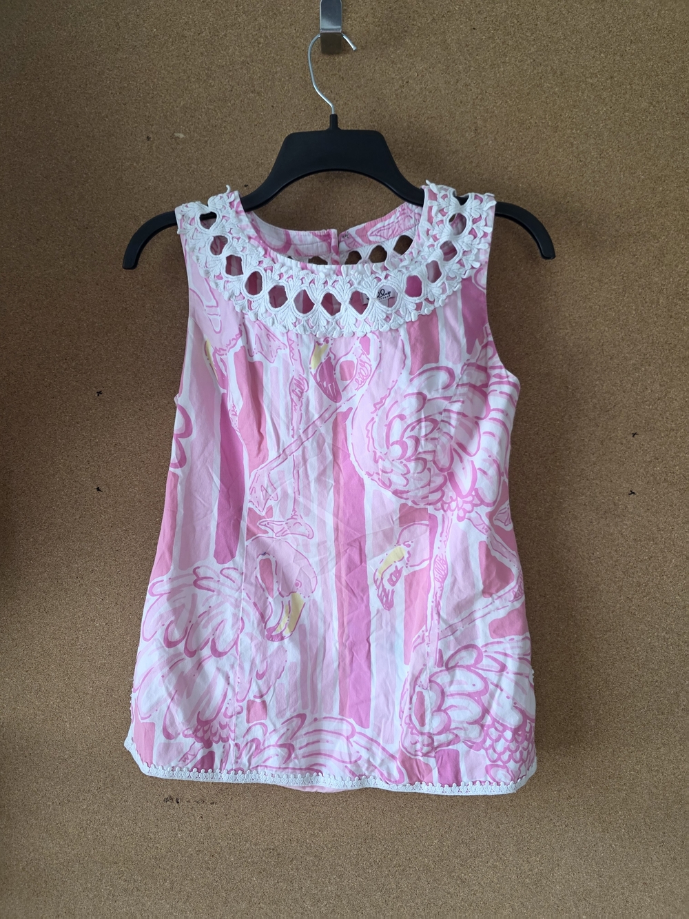 Lilly Pulitzer Pink Cotton Floral Sleeveless Top Crochet Trim Size 6